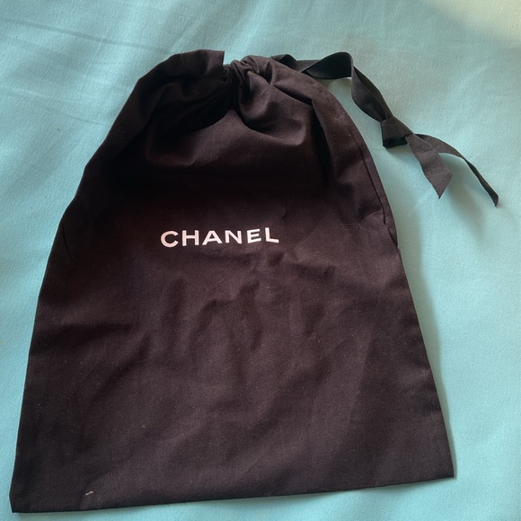 CHANEL black canvas dust cloth 12/13 - Picture 4 of 4